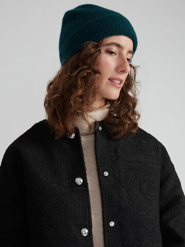 Style Republic Beanie in Green: front