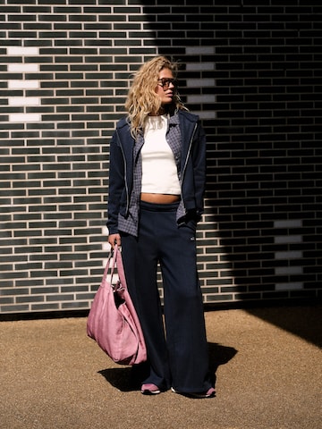 self. Wide leg Broek in Groen: voorkant