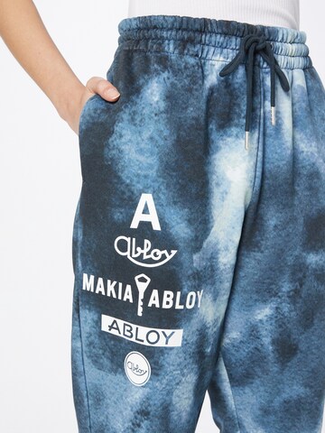 MAKIA Regular Pants in Blue