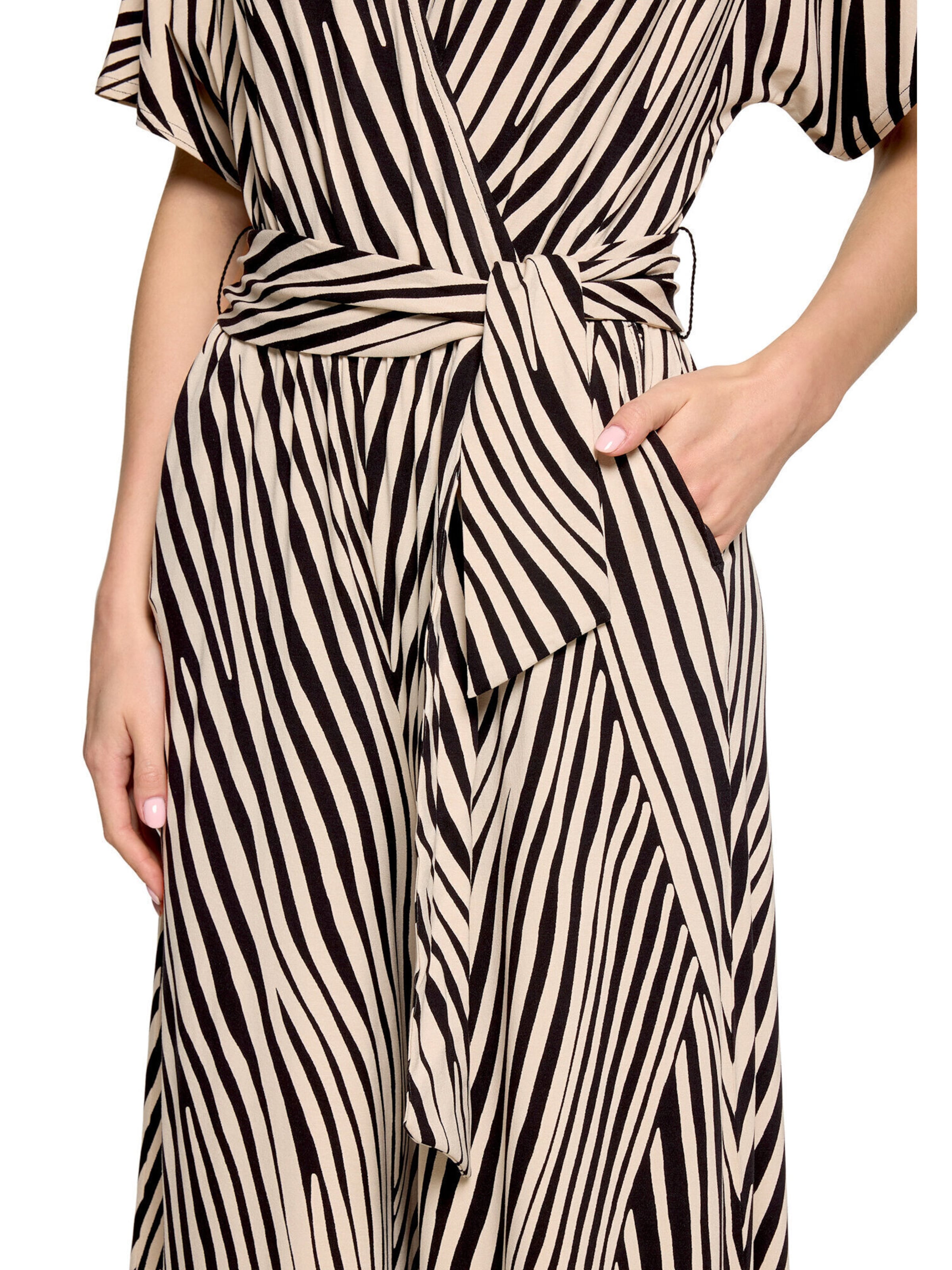 Betty Barclay Jumpsuit in Zwart