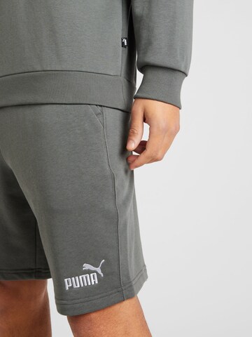 PUMA Trainingsanzug in Grau