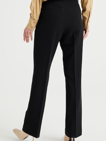 WE Fashion Regular Trousers with creases in Black