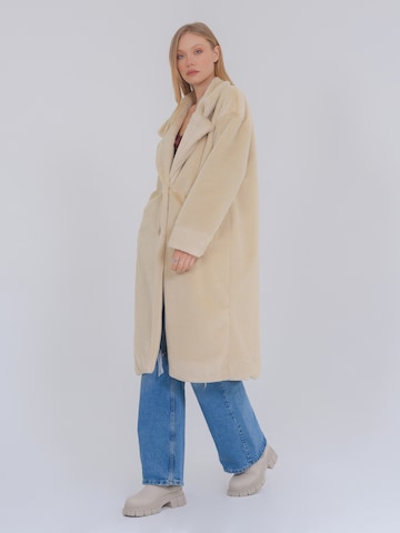 FRESHLIONS Winter Coat 'Leani' in Beige