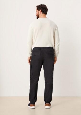 Tapered Pantaloni cargo di s.Oliver in nero