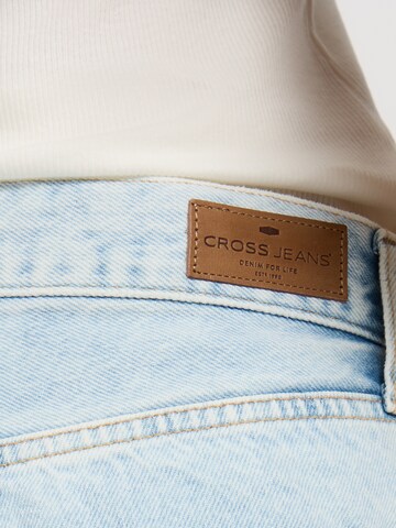 CROSS JEANS Regular Shorts 'Mila' in Blau