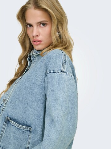 Geacă de primăvară-toamnă de la ONLY pe albastru