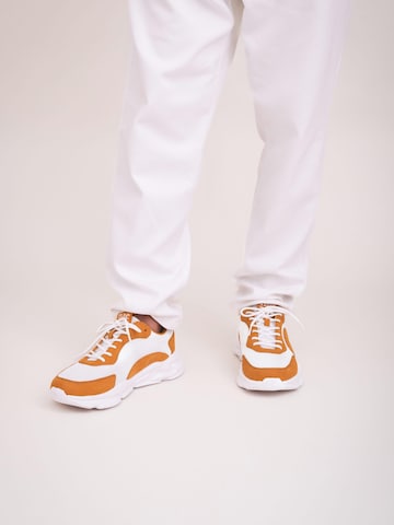 nae Vegan Shoes Tenisky 'Dan' – bílá: přední strana