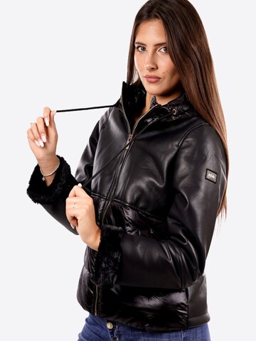 Yes Zee Winterjacke 'Piumino' in Schwarz