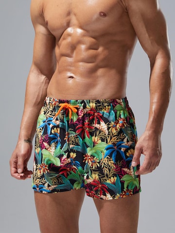 SEOBEAN Badeshorts in Schwarz