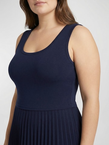 Guido Maria Kretschmer Curvy Mekko 'Remi' värissä sininen