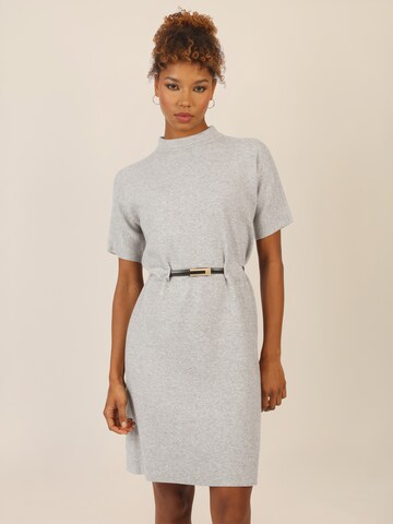 APART Knitted dress in Grey: front