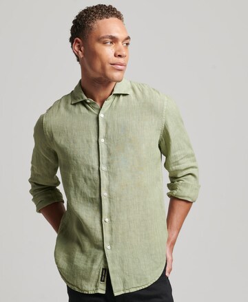 Superdry Regular fit Button Up Shirt in Green: front