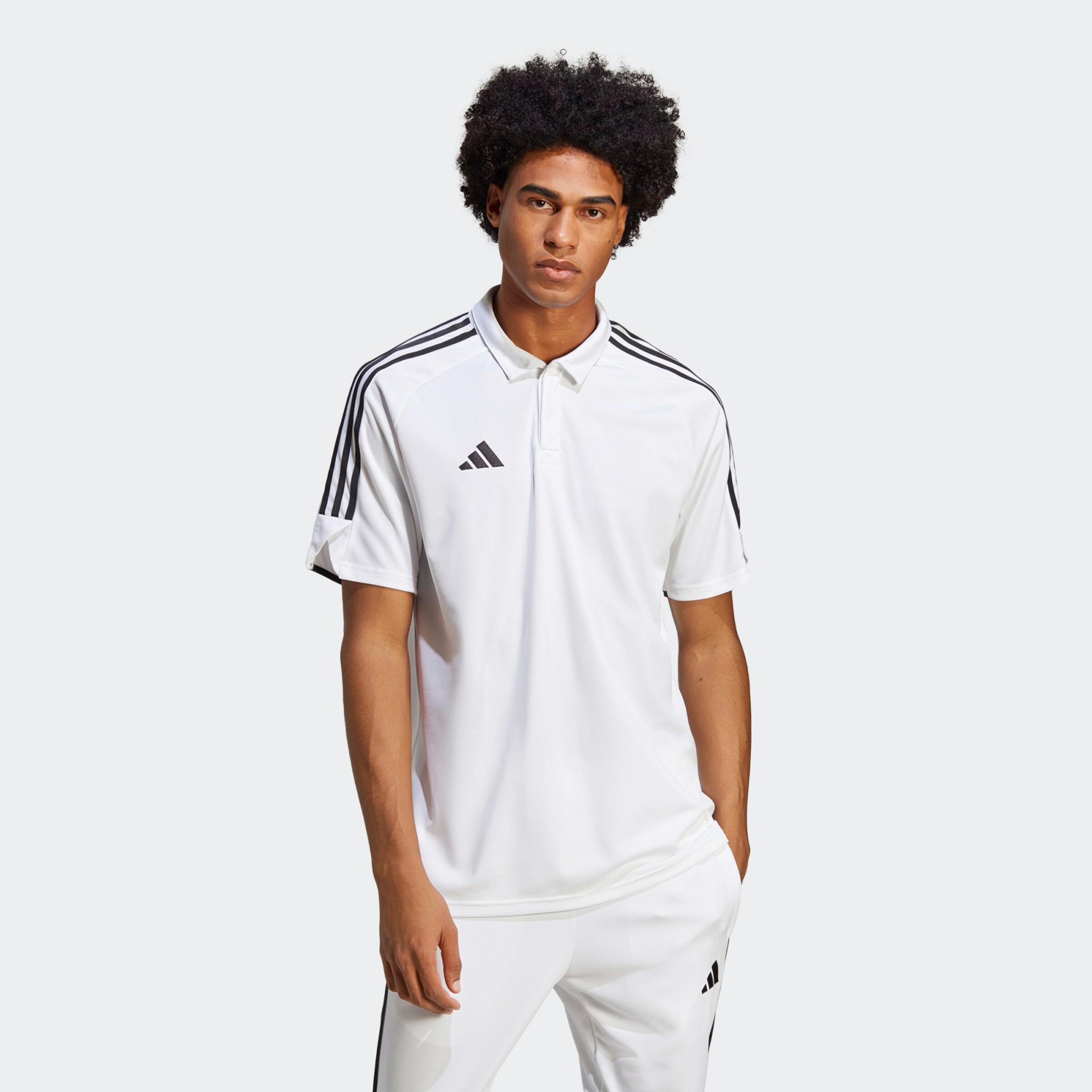Polos deportivos blancos sale