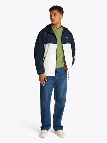 Tommy Jeans Демисезонная куртка 'CHICAGO' в Синий