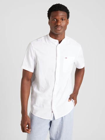 Tommy Jeans - Regular Fit Camisa 'MAO' em branco: frente