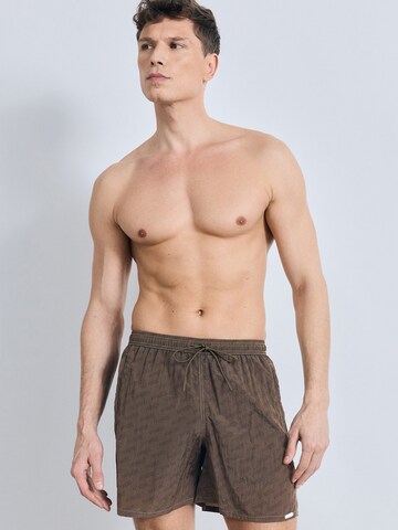 DIESEL Badeshorts 'SPORT-41-UTLT' in Braun: Vorderseite