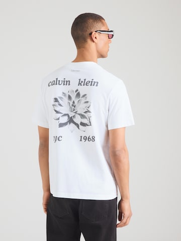 Maglietta di Calvin Klein Jeans in bianco
