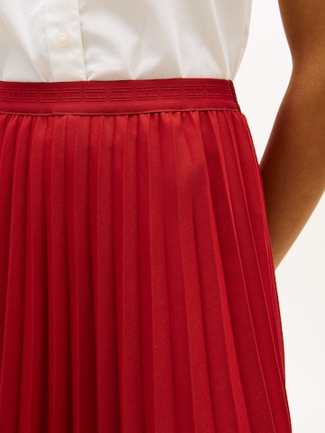 TOMMY HILFIGER Skirt in Red