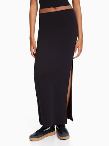 Bershka Skirt in Black: front