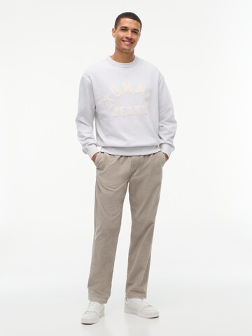 Tommy Jeans Sweatshirt 'NEW CLASSIC' in Grijs