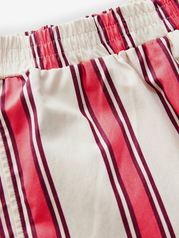 Next - regular Pantalón en rojo