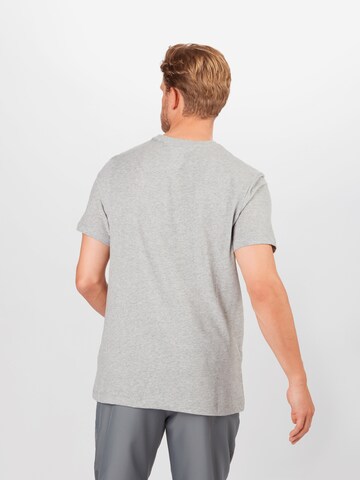 Coupe regular T-Shirt fonctionnel NIKE en gris