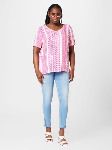 ONLY Carmakoma - Blusa 'MARRAKESH' en rosa