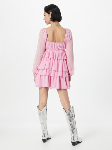 Abercrombie & Fitch Sukienka w kolorze różowy