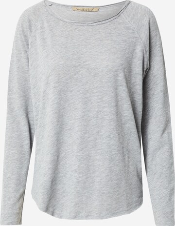 T-shirt Smith&Soul en gris : devant