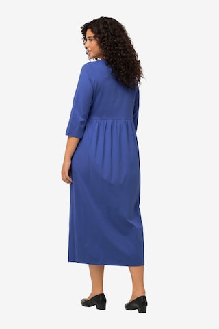 Robe Ulla Popken en bleu : devant