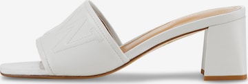 Nicowa Strap Sandals 'Capulio' in Beige: front