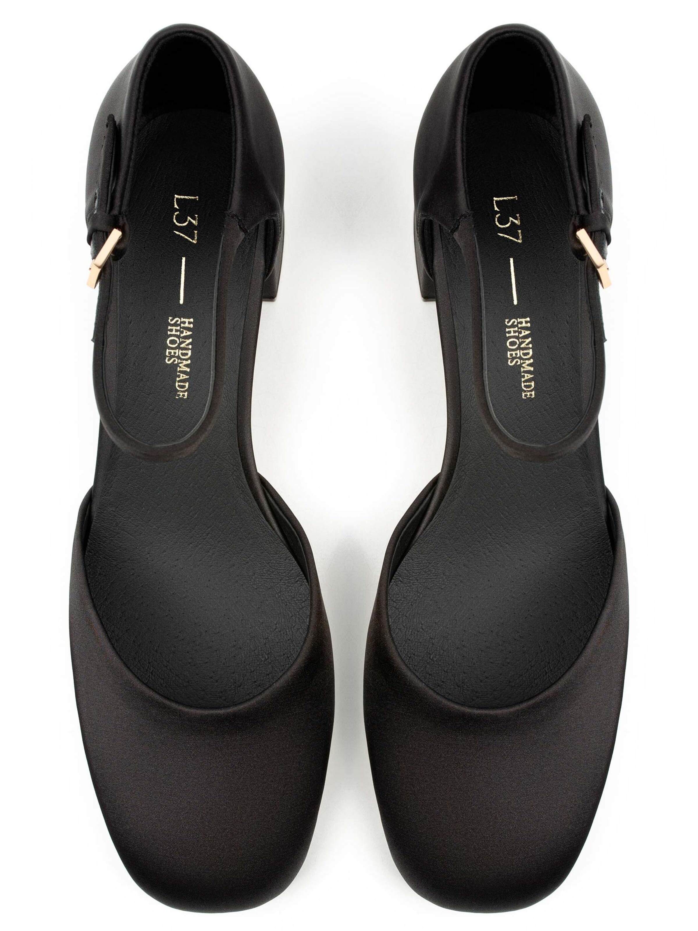 L37 HANDMADE SHOES Pumps 'LOVE AT FIRST SIGHT'‌‌‌‌‌ in Schwarz