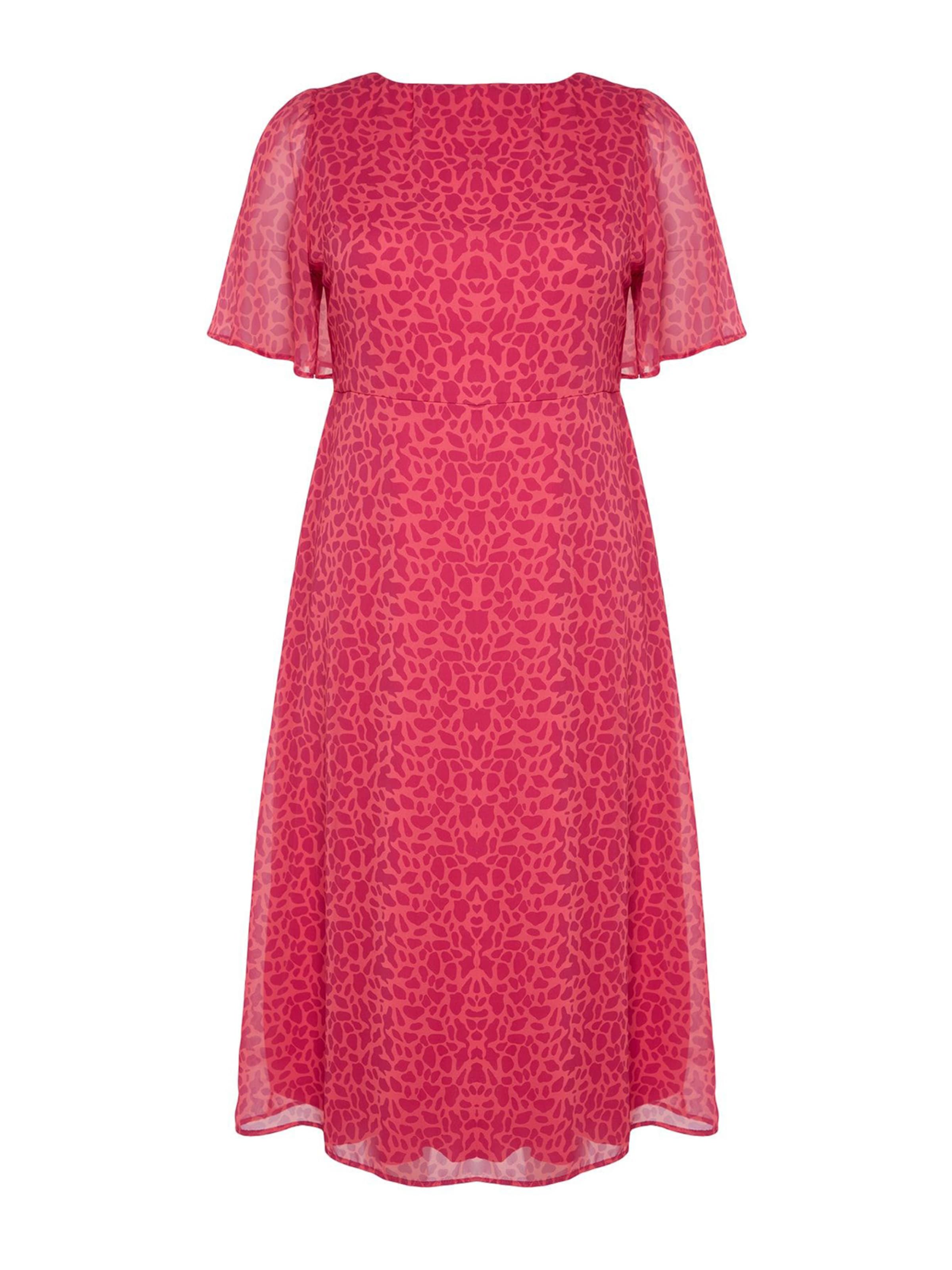 Trendyol Curve Рокля в розово: отпред