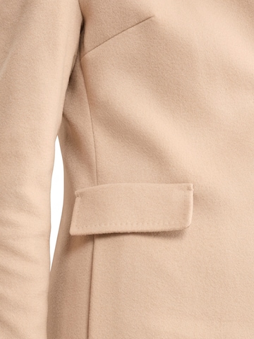 Il Lanificio Pitkä talvitakki värissä beige