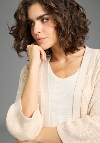 LAURA SCOTT Knit Cardigan in Beige