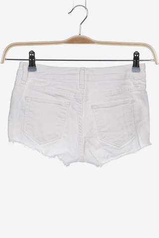 TOPSHOP Shorts in S in White