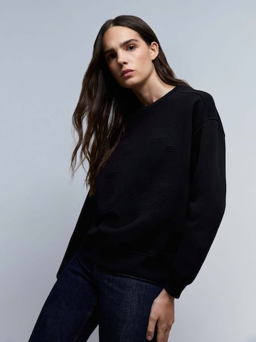 Sweat-shirt 'Embossed' Scalpers en noir : devant