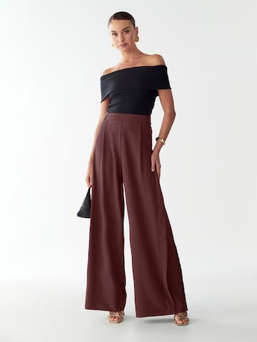 Willa Широка кройка Панталон 'CHARLA' в червено