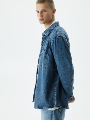 Pull&Bear Comfort fit Button Up Shirt in Blue