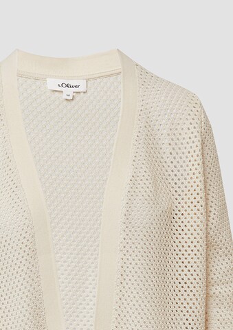 s.Oliver Strickjacke in Beige