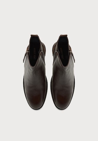 ABOUT YOU Boot 'Carl' i brun