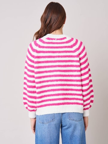 Deeluxe Sweater in Pink