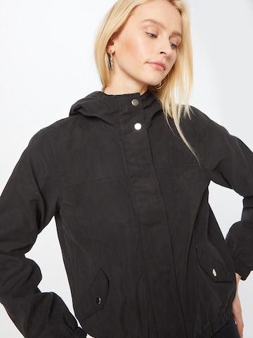 JDY Between-Season Jacket in Black