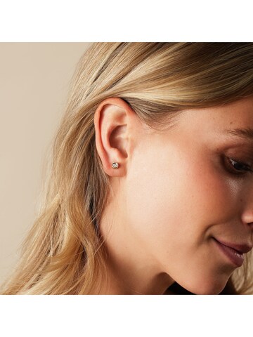 CHRIST Earrings in Gold: front