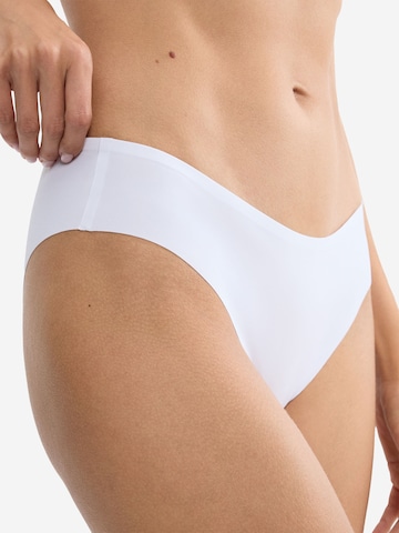 TRIUMPH Slip ' Red Label Smart Invisible ' in Wit