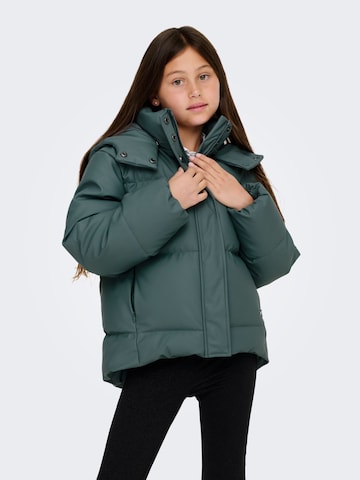 ONLY GIRLS Winter jacket in Green: front