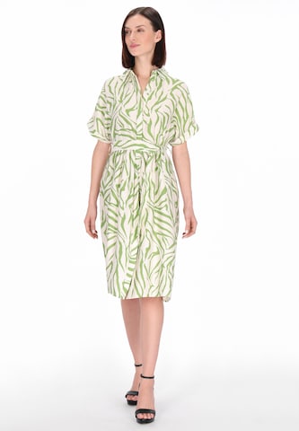 usha BLACK LABEL - Vestido camisero 'Classic' en blanco