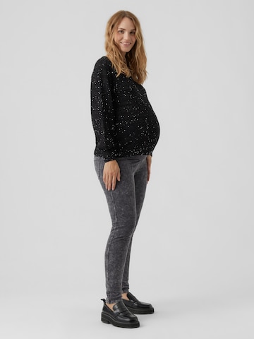 Vero Moda Maternity - Jersey 'LEILANI' en negro