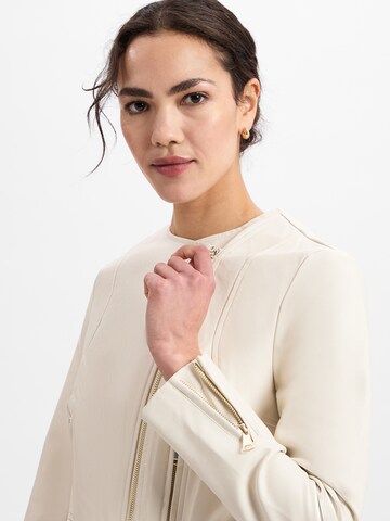 Veste mi-saison ' Lonneke ' Marie Lund en blanc