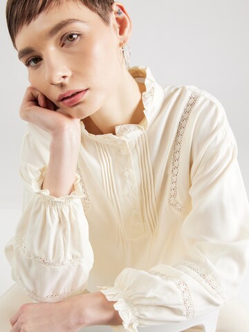 AÉROPOSTALE Blouse in White